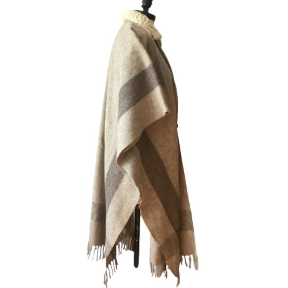 NEW Vintage Wool Blanket Cape Cable Knit Collar Handmade Fringed Long Americana - Picture 10 of 16